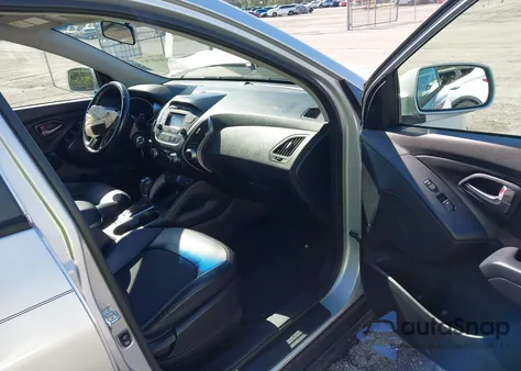 2014 Hyundai Tucson Se z USA, uszkodzony, nr VIN KM8JU3AGXEU924902